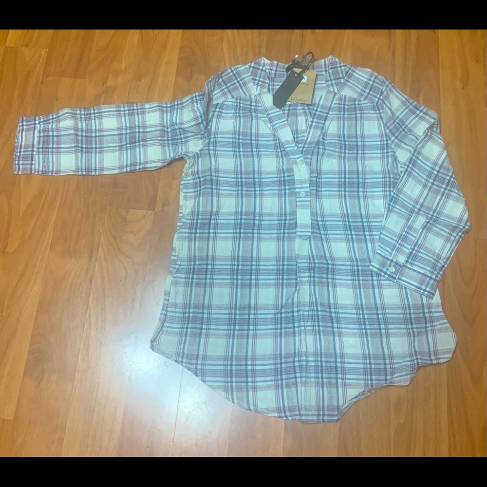 Button plaid shirt
